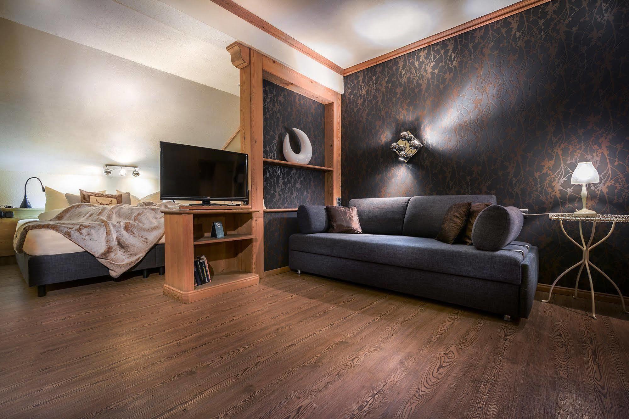 Dreimaederlhaus - Das Vegetarische Boutique Hotel Füssen Dış mekan fotoğraf