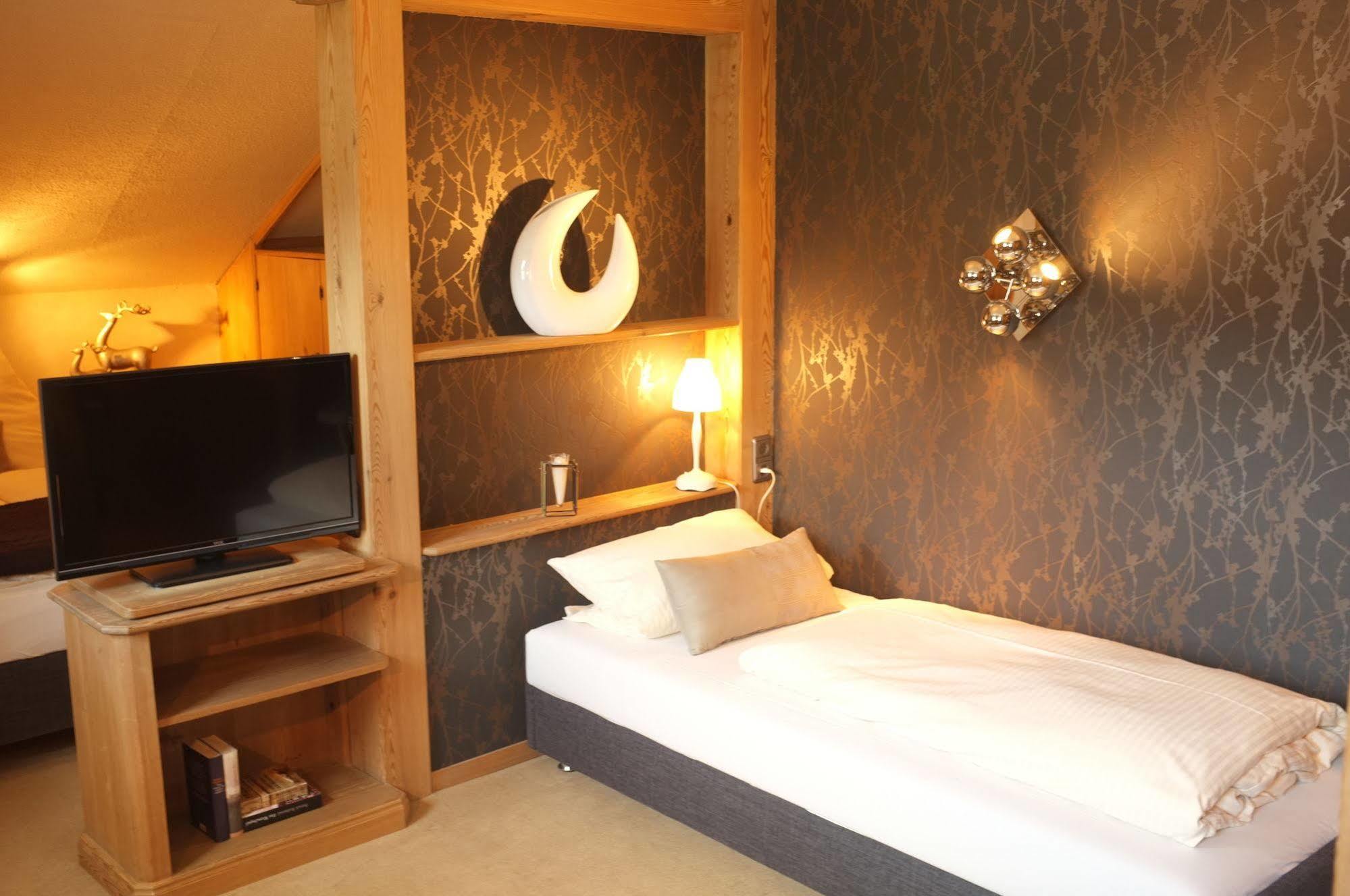 Dreimaederlhaus - Das Vegetarische Boutique Hotel Füssen Dış mekan fotoğraf